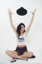 Acacia-Brinley-Feet-2779422.jpg