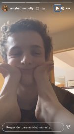 Amybeth-McNulty-Feet-5691932.jpg