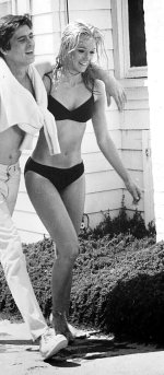 Yvette-Mimieux-Feet-4261866.jpg