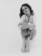 Madonna-Feet-6338189.jpg