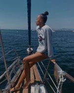 Ana-Peleteiro-Feet-5684988.jpg