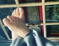 Lori-Petty-Feet-6755055.jpg