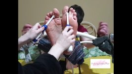GermanFeet2Snap7.jpg