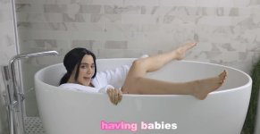 Niki-Demartino-Feet-4593749.jpg