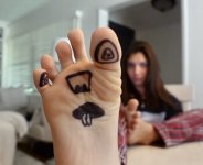 Madison-Lewis-Feet-7434577.jpg