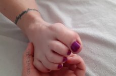 Vix and her ticklish bare feet2.jpg