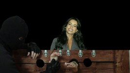 Sofia Vergara 1 (Tickling).JPG