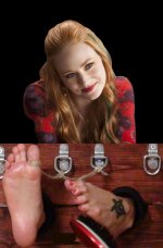 Jessica (Deborah Ann Woll) 02.JPG