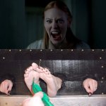 Jessica (Deborah Ann Woll) 05.jpg