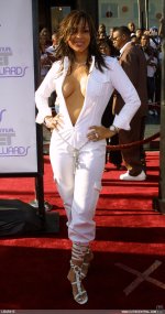 lisaraye137.jpg