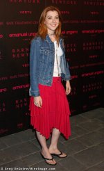 Alyson-Hannigan-Feet-306162.jpg