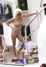 98063_PamelaAnderson_Monaco_12.jpg