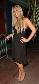 BrookeHoganEvent-UnknownHITW05.jpg