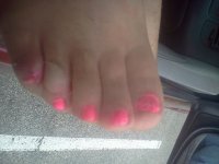 mary_s_hot_pink_toes_iii_by_osco89-d64d24h.jpg