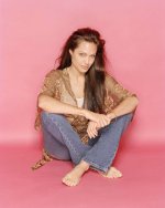 angelinajolie90.jpg