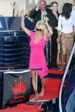 PamelaAndersonEvent-UnknownHITW87.jpg