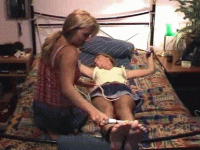 jil spreads her feet.gif