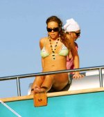 MariahCareyCandid-UnknownHITW36.jpg