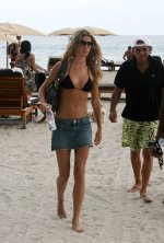 GiseleBundchenCandid-UnknownHITW82.jpg