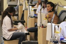 KimKardashianCandid-UnknownHITW103.jpg