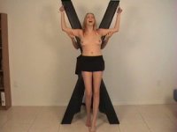 TicklingSara'sArmpits&Breasts_04.jpg