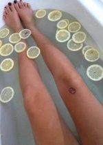 ill_just_leave_these_sexy_legs_right_here_42_photos25.jpg