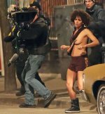 halle_berry-boob_slip_04.jpg