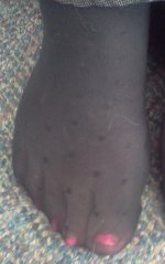 mary_s_nylon_toes_at_work_ii_by_osco89-d6bfsug.jpg