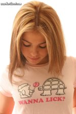 wannalick-karisweets-167-21-sm.jpg