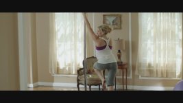 Ari-Graynor-Feet-3903225.jpg