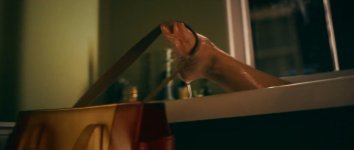 Jenna-Coleman-Feet-6197844.jpg