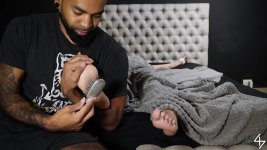 A thiefs undercover tickle_000159.jpg