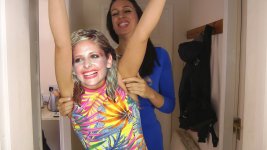 celebrity tickle fake (sarah michelle gellar).jpg