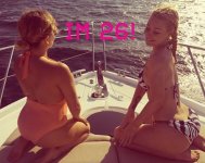 Iggy-Azalea-Feet-2273490.jpg