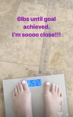 Iggy-Azalea-Feet-3503001.jpg