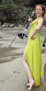 Lindsey-Stirling-Feet-7894503.jpg