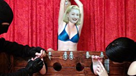 celebrity tickle fake (gwen stefani).JPG