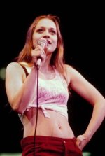 fiona-apple-v0-lquu8my3qsje1.jpg