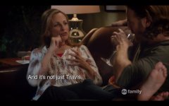 marlee-matlin-v0-ifqrf3hqb3pe1.jpg