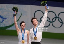 Tessa Virtue_gettyimages-97026756-1024x1024.jpg