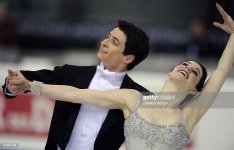 Tessa Virtue_gettyimages-97965438-1024x1024.jpg
