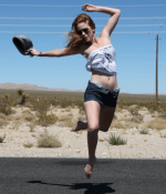 some-random-shots-of-marisha-i-found-v0-wym6lotqon5f1.png
