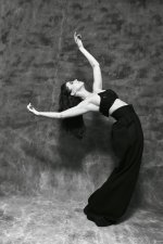 grace-caroline-currey-v0-doulzlr5jd7f1.jpg