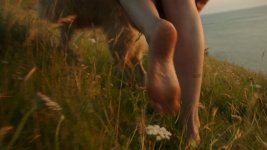 Eleanor-Tomlinson-Feet-2648414.jpg