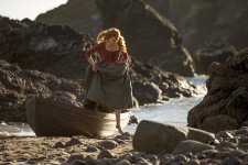 Eleanor-Tomlinson-Feet-2432202.jpg