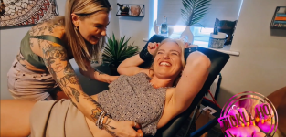 Lottie Lalays Upper Body - Tickle Clip (2).png