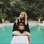Sugar-Lyn-Beard-Feet-7798062.jpg