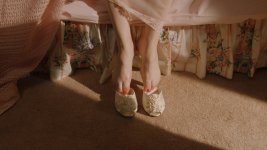 Rachel-Brosnahan-Feet-7304333.jpg