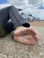 Leafy's Earthing Photography  ·.jpg
