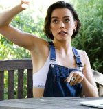 hot-shades-daisy-ridley-v0-nfp4ysbq5vpf1.jpg